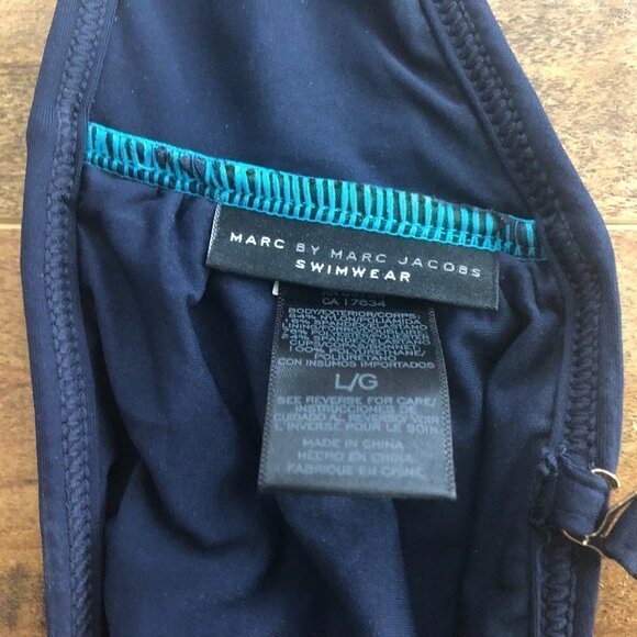 𝅺*RARE*MARC Jacobs Woodward Solids Bandeau - Picture 6 of 6